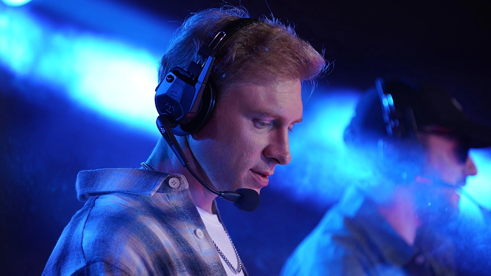 Saramonic WiTalk9 intercom headset system